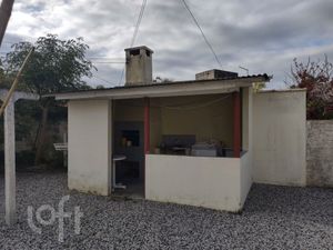 Image 7 - 748108