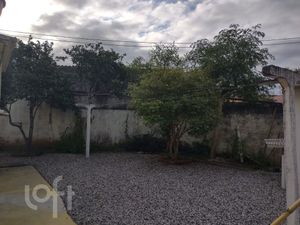 Image 6 - 748108