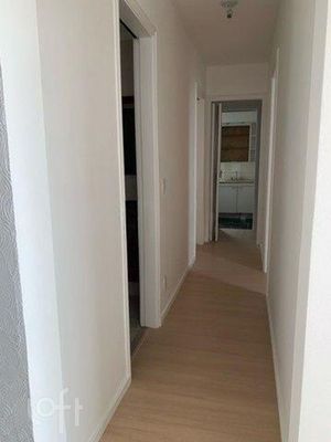 Image 4 - 748360