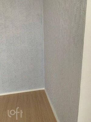 Image 5 - 748360