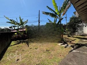 Image 7 - 748380