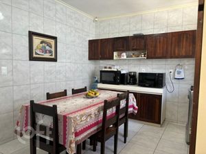 Image 18 - 748441