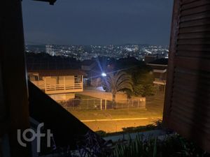 Image 5 - 748553