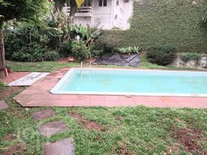 Image 13 - 748553