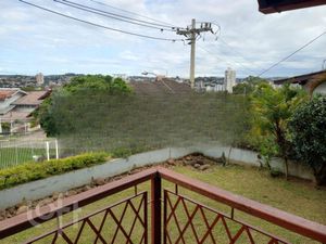 Image 17 - 748553