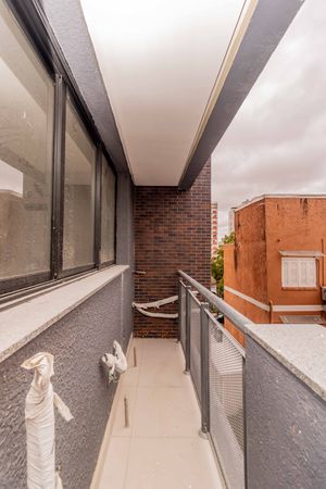 Image 35 - 748730