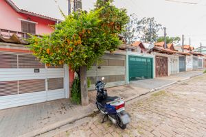 Image 36 - 748884