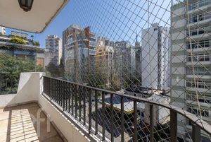 Image 48 - 749129
