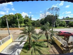 Image 37 - 749141