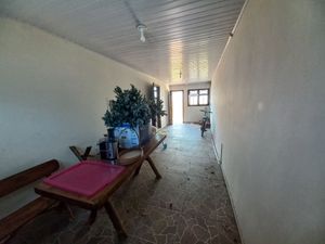 Image 14 - 749141