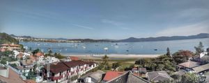 Image 14 - 749151