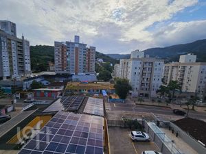 Image 10 - 749152