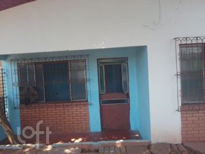 Image 10 - 749196