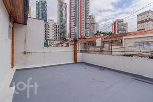 Image 15 - 749300