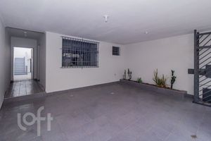Image 60 - 749300