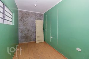 Image 30 - 749300