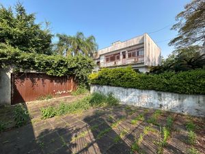 Image 5 - 749589
