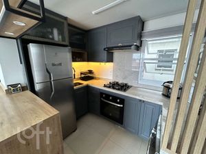 Image 5 - 749685