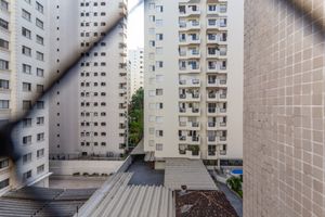 Image 13 - 749770