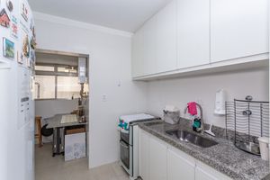 Image 35 - 749770