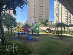 Image 30 - 749791