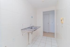 Image 17 - 749884