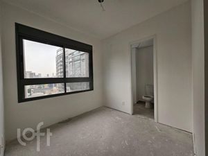 Image 30 - 749959