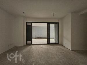 Image 4 - 749959