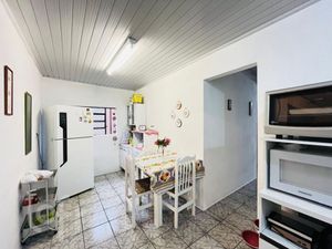 Image 9 - 750039