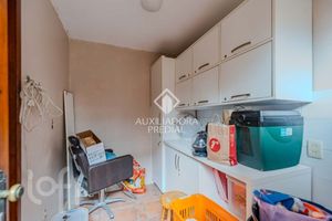 Image 30 - 750293