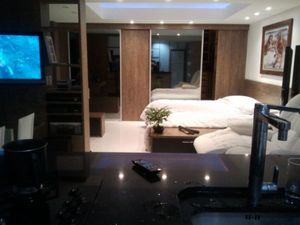 Image 9 - 7503