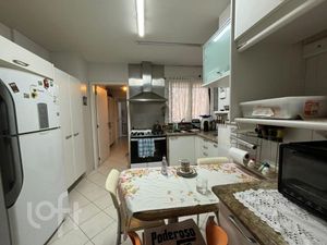 Image 9 - 750306