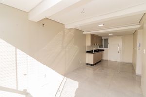 Image 3 - 750471