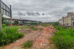Image 3 - 750570