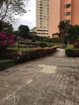 Image 9 - 750626