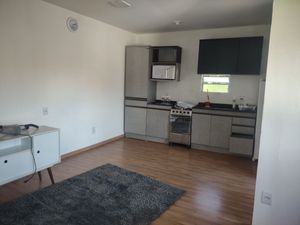 Image 6 - 750883