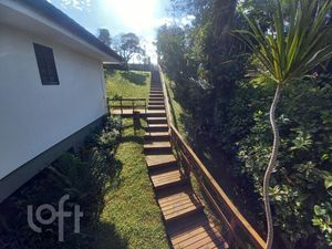 Image 18 - 750938