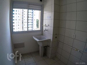 Image 4 - 751333