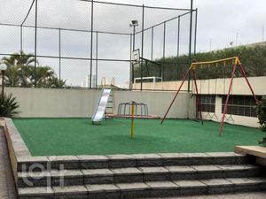 Image 11 - 751473