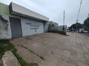 Image 1 - 751810