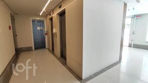 Image 25 - 752103