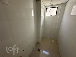 Image 4 - 752152