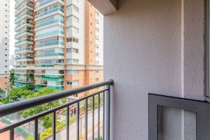 Image 6 - 752589