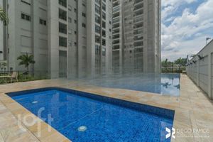 Image 24 - 752720