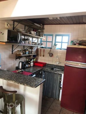 Image 8 - 752725