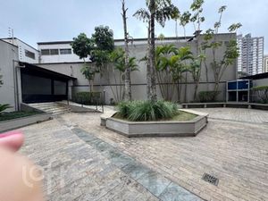 Image 28 - 753041