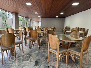 Image 25 - 753041