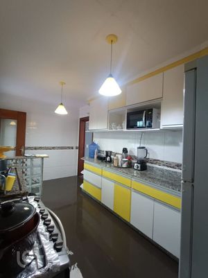 Image 6 - 753318