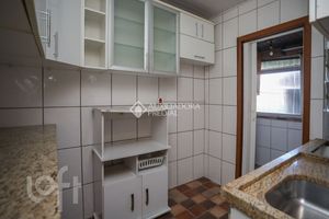 Image 7 - 753354