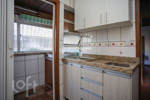 Image 4 - 753354